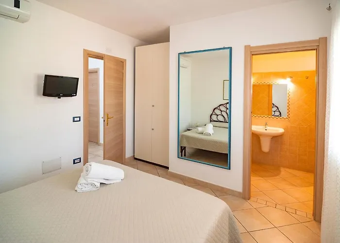 Le Dune 3* San Teodoro (Sardinia)