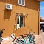 לינה וארוחת בוקר Le Dune
