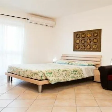 住宿加早餐酒店 Le Dune 圣特奥多罗